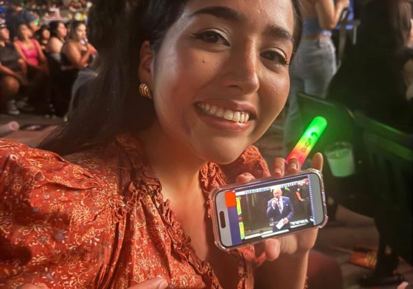 Desde Texas, Grace honra sus raíces ecuatorianas con estudios, trabajo y contenido digital