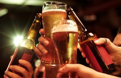 Desde el mediodía del jueves 10 hasta las 00h00 del lunes 14 de abril, rige la Ley Seca donde los ecuatorianos no podrán vender ni consumir bebidas alcohólicas.