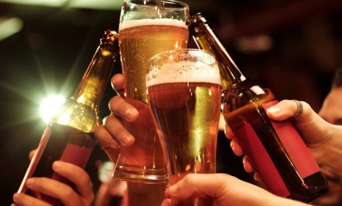 Desde el mediodía del jueves 10 hasta las 00h00 del lunes 14 de abril, rige la Ley Seca donde los ecuatorianos no podrán vender ni consumir bebidas alcohólicas.