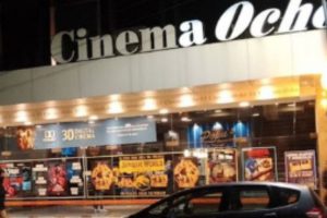 Destino final 6 Se cae parte del techo en una sala de cine mientras se proyectaba la película. (Internet).