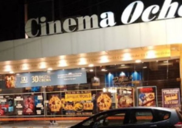 Destino final 6 Se cae parte del techo en una sala de cine mientras se proyectaba la película. (Internet).