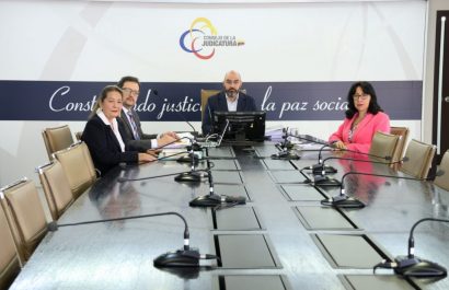 Destituyen a juez que liberó a ex secretario de Inteligencia del correísmo