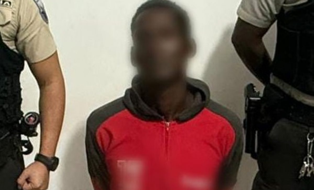 Detenido en Quinindé Policía incauta droga y radios en operativo sorpresivo