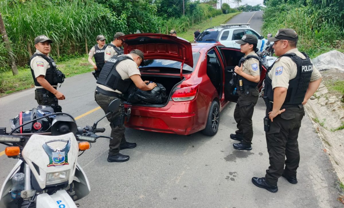 Detenido tras robo a mano armada en local de cacao en Santo Domingo