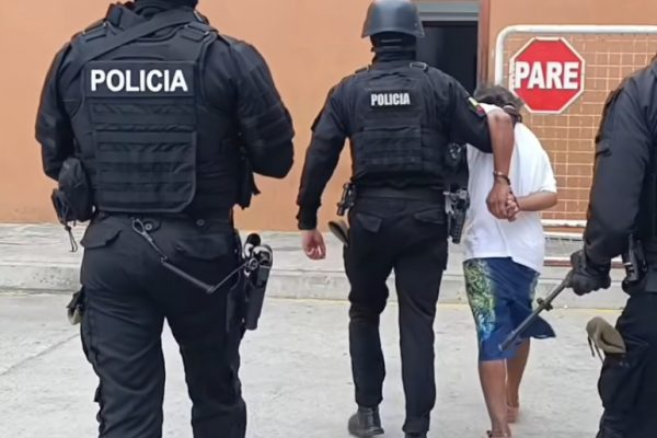 La Policía, en un operativo, detuvo en Manta a un ciudadano acusado de abuso sexual contra una menor.