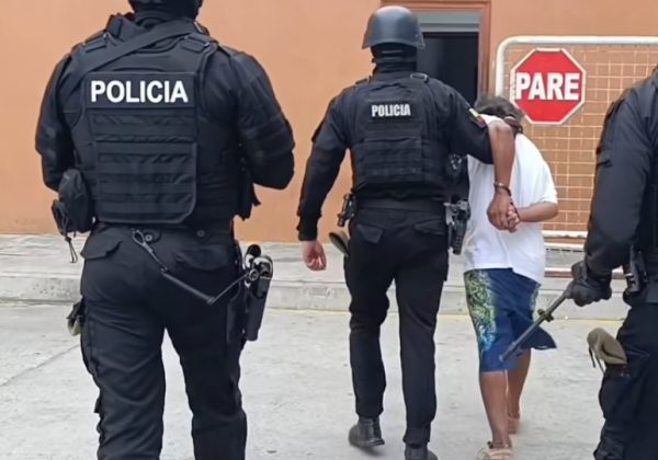 La Policía, en un operativo, detuvo en Manta a un ciudadano acusado de abuso sexual contra una menor.
