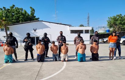 Las siete personas fueron presentadas en la UVC de Manta.