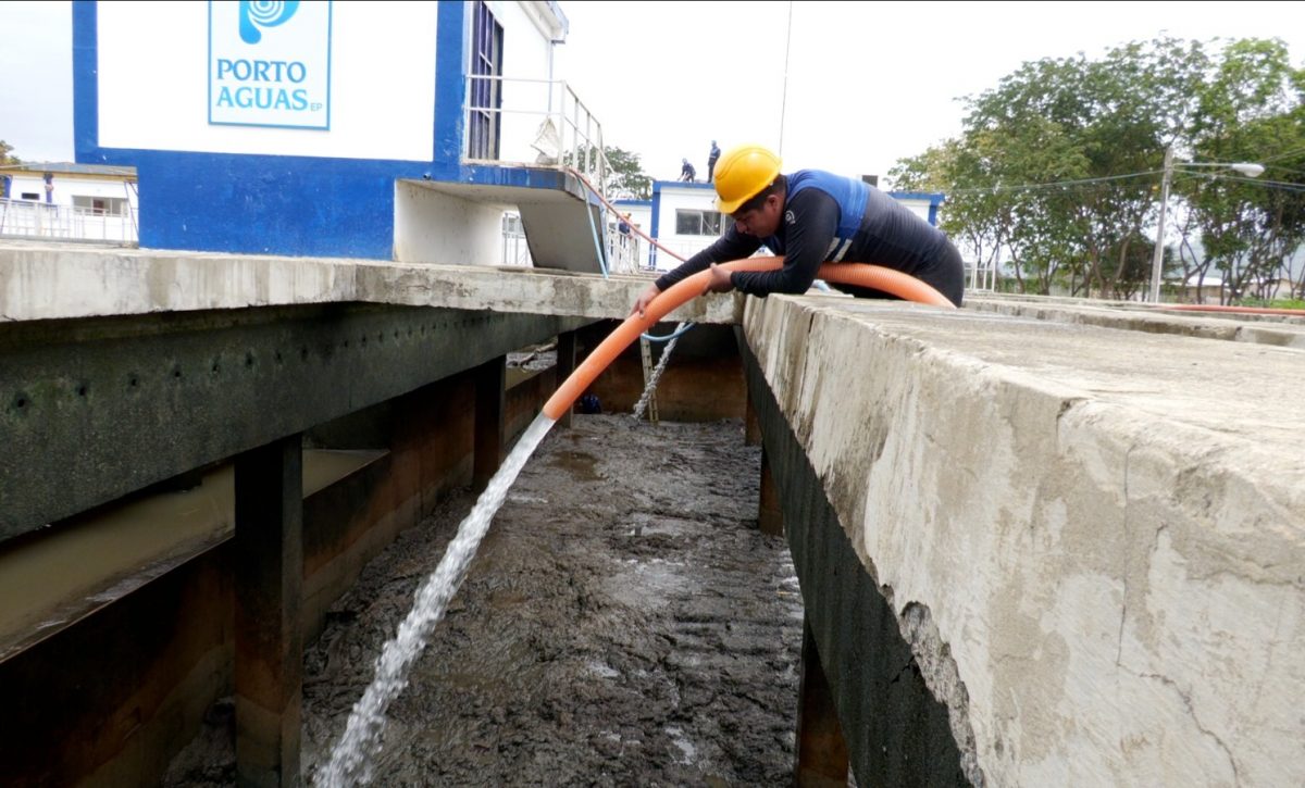 Detienen dotación de agua en Portoviejo para mantener calidad del servicio