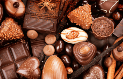 El chocolate se elabora a partir de las semillas de cacao.