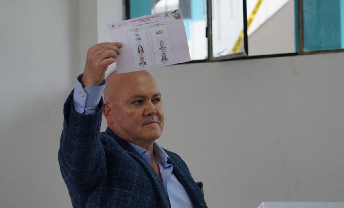 Diego Borja, excandidato a la Vicepresidencia, agradece el ofrecimiento de asilo que le hizo el Gustavo Petro, presidente colombiano.