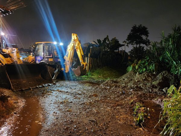 Diluvio en Santo Domingo: Fuerte lluvia provocó inundaciones y afectó servicios básicos