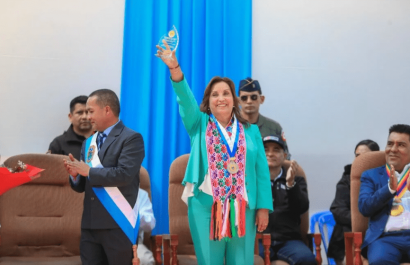 Dina Boluarte, presidenta de Perú