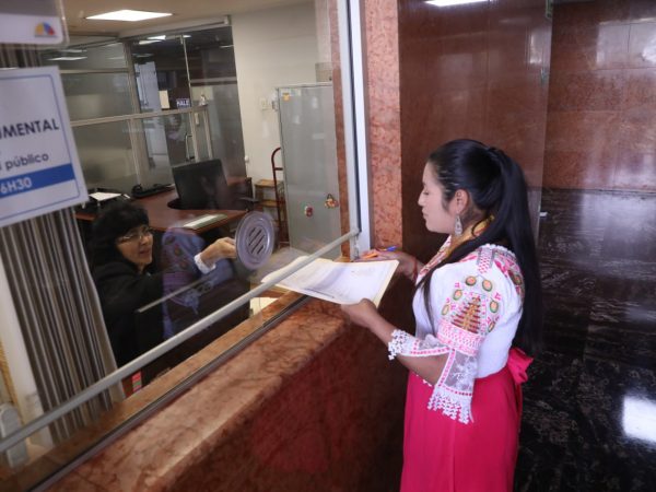 Dina Farinango propone fortalecer derechos laborales de embarazadas con reforma al Código del Trabajo