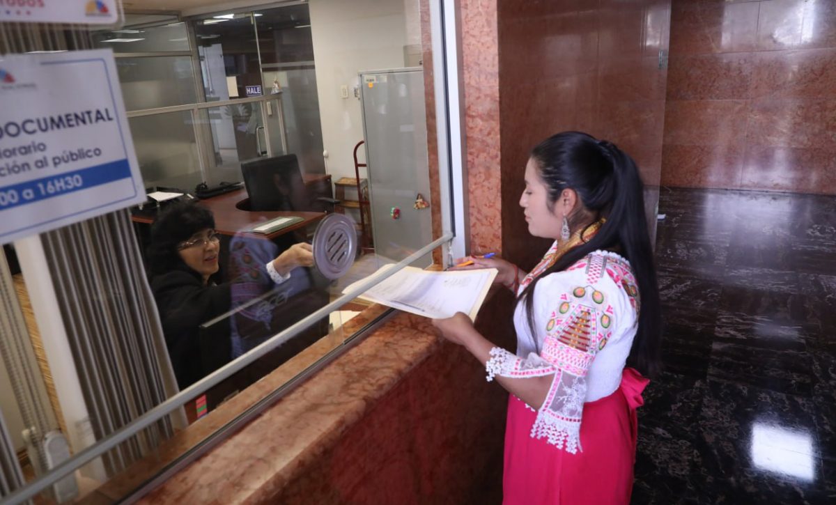 Dina Farinango propone fortalecer derechos laborales de embarazadas con reforma al Código del Trabajo