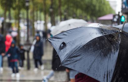 Cuenca enfrenta lluvias y clima frío este miércoles, mientras la Costa disfruta de sol