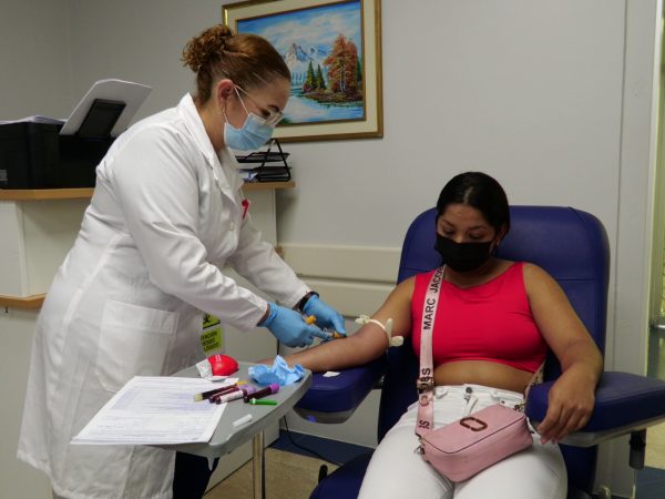¡Dona Sangre en Solca Manabí y Recibe Exámenes Médicos Gratis!