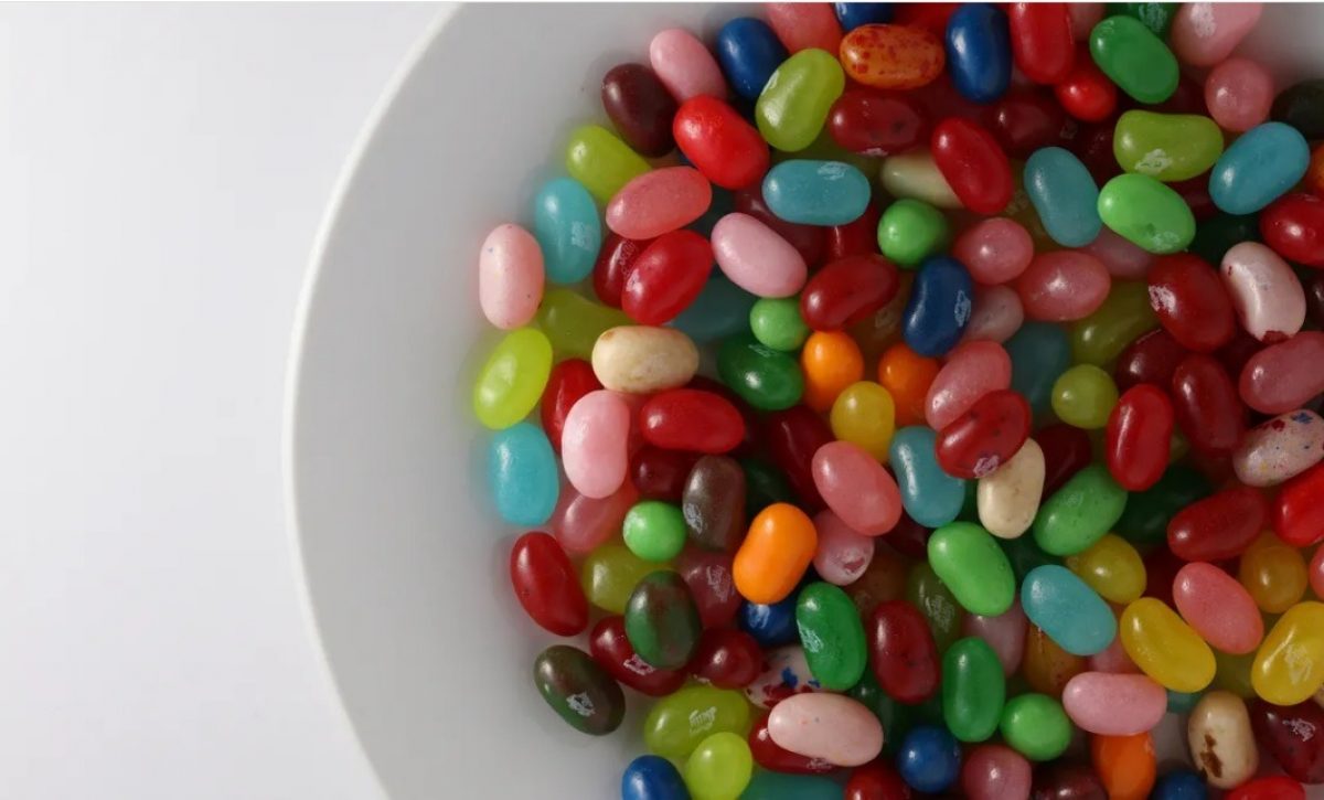 Donald Trump anunció este martes su intención de prohibir todos los colorantes artificiales de los alimentos en Estados Unidos de aquí a finales de 2026