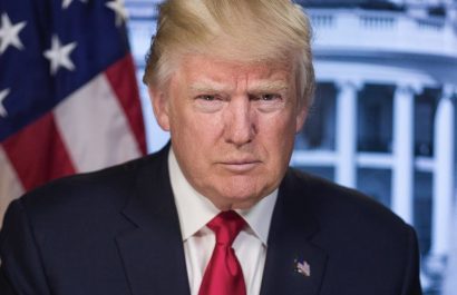 Donald Trump descarta tercer mandato y genera controversia