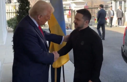 Donald Trump durante recibimiento de Volodímir Zelenski en Washington