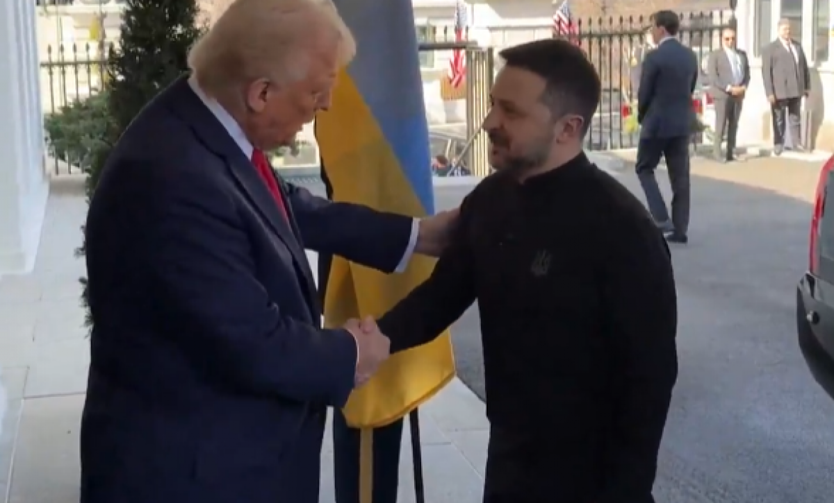 Donald Trump durante recibimiento de Volodímir Zelenski en Washington