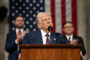 Donald Trump indultó a diez personas, incluido un excongresista republicano condenado por fraude fiscal