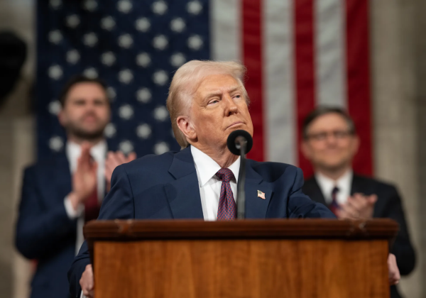 Donald Trump indultó a diez personas, incluido un excongresista republicano condenado por fraude fiscal