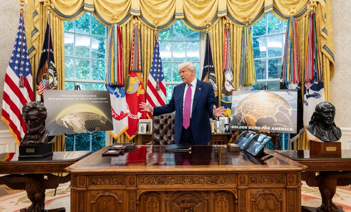 Donald Trump oficializa la construcción del sistema de defensa antimisiles “Domo Dorado” para proteger Estados Unidos
