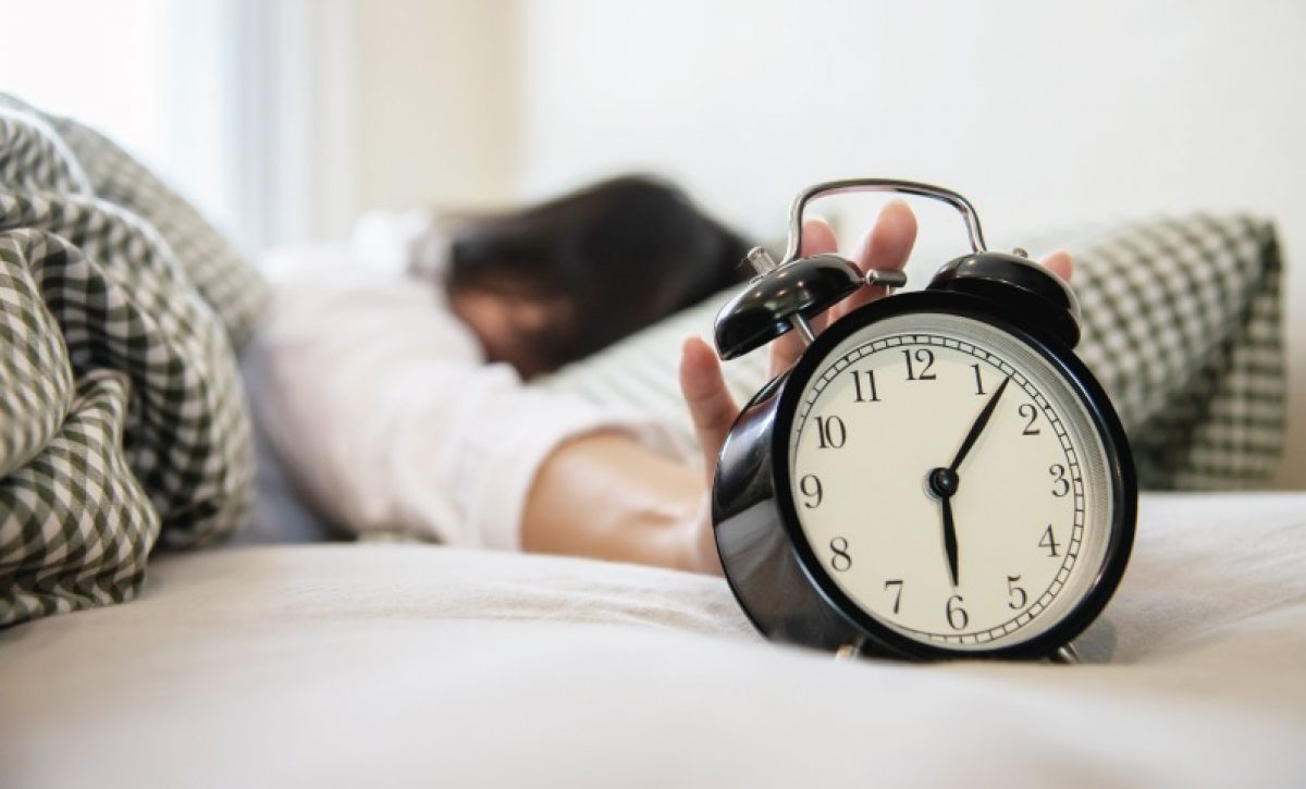 Dormir más de ocho horas: Beneficios y riesgos para la salud según la ciencia
