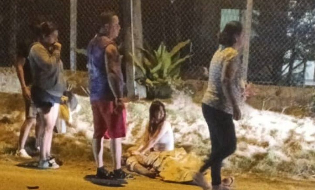 Dos hombres perdieron la vida tras un violento choque frontal entre dos motocicletas. El hecho se registró a las 18h45 de este viernes