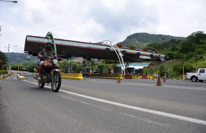 Dos meses después de la resolución judicial, vía Portoviejo-Montecristi permanece sin intervenciones del Ministerio de Transporte