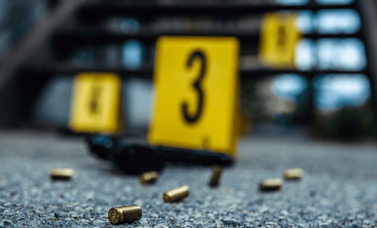Dos mujeres asesinadas con violencia extrema en Los Ríos una fue atacada en su local, la otra mientras dormía
