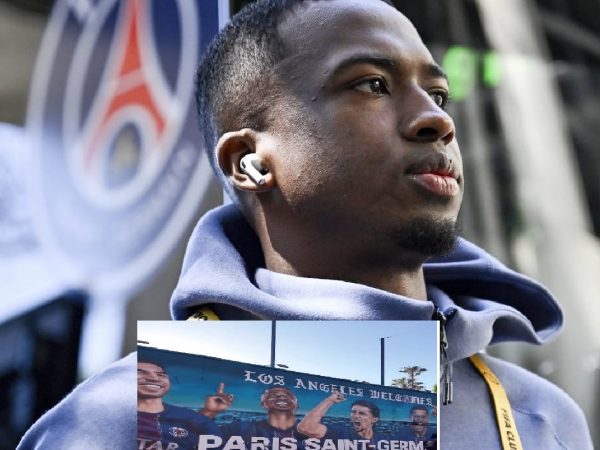 El defensa ecuatoriano Willian Pacho del PSG