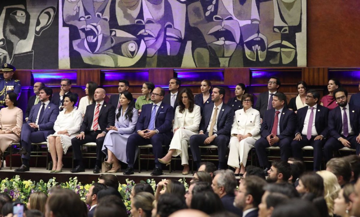 Ecuador El 45 % del gabinete ministerial del Presidente Daniel Noboa está conformado por mujeres. (Asamblea Nacional).