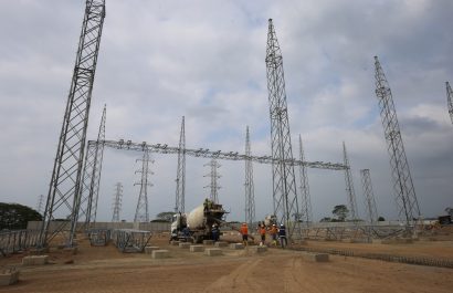 Ecuador: El gobierno invierte 147 millones para fortalecer el sistema nacional de transmisión
