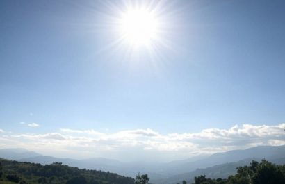 Ecuador Mayo iniciará este jueves con altos niveles de radiación solar