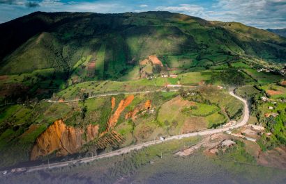 Ecuador adjudica contrato de $44,2 millones para rehabilitar vía Balbanera-Pallatanga-Cumandá