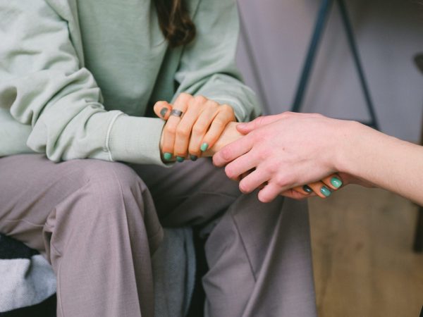 Ecuador avanza en prevención del suicidio con nueva guía nacional