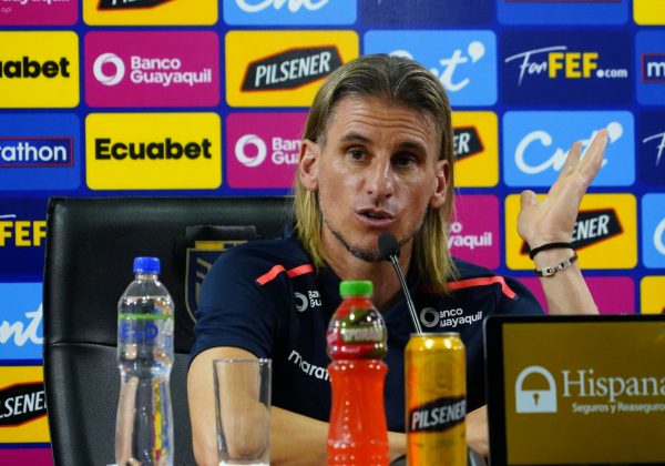 Ecuador busca cambiar la historia frente a Brasil, afirma Beccacece
