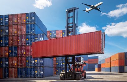 Ecuador espera revertir el arancel del 15% impuesto por Estados Unidos y que afecta al país con varios competidores