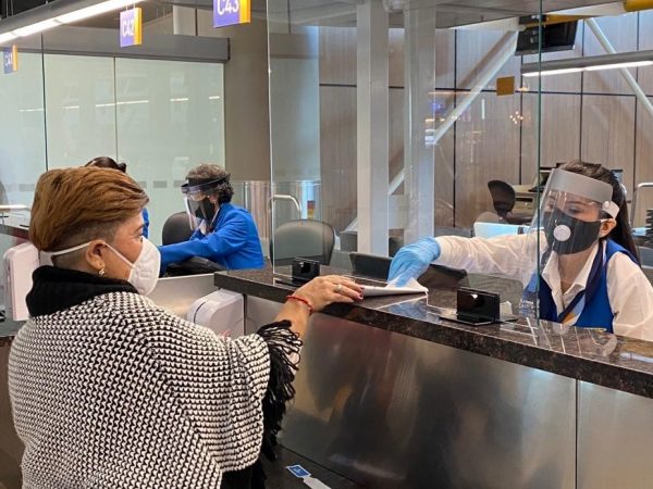 Ecuador ha inadmitido a 23 extranjeros procedentes de Colombia, Brasil, Bolivia y Perú por no presentar el certificado de vacunación contra la fiebre amarilla.