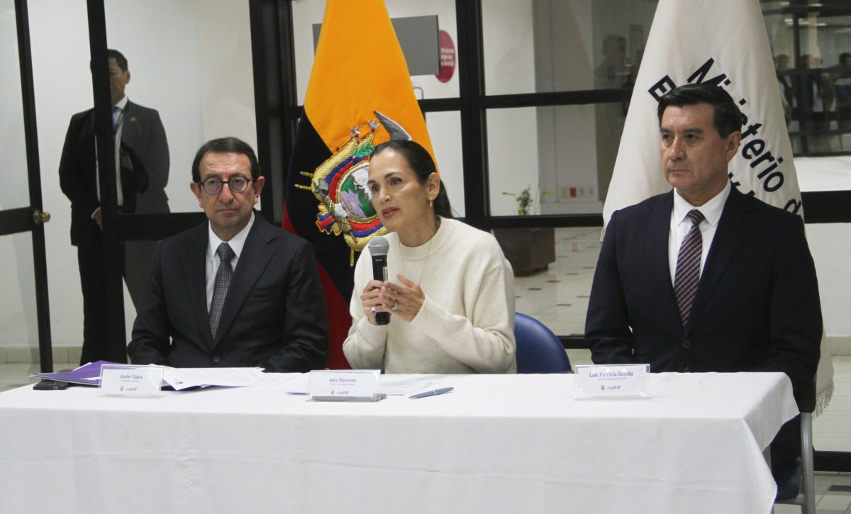 Ecuador inicia apertura gradual del catastro minero no metálico tras siete años