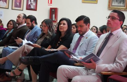 Ecuador oficializa manual para estandarizar la compra de medicamentos y dispositivos médicos
