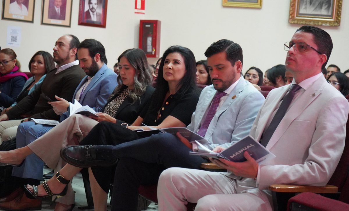 Ecuador oficializa manual para estandarizar la compra de medicamentos y dispositivos médicos