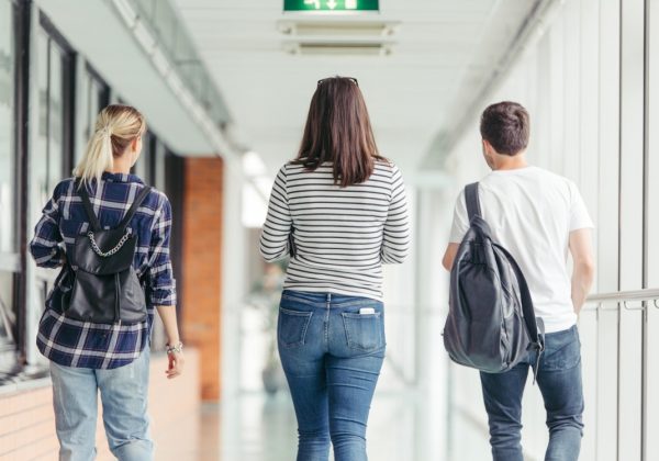 Ecuador ofrece 60 becas universitarias y tecnológicas en Marruecos