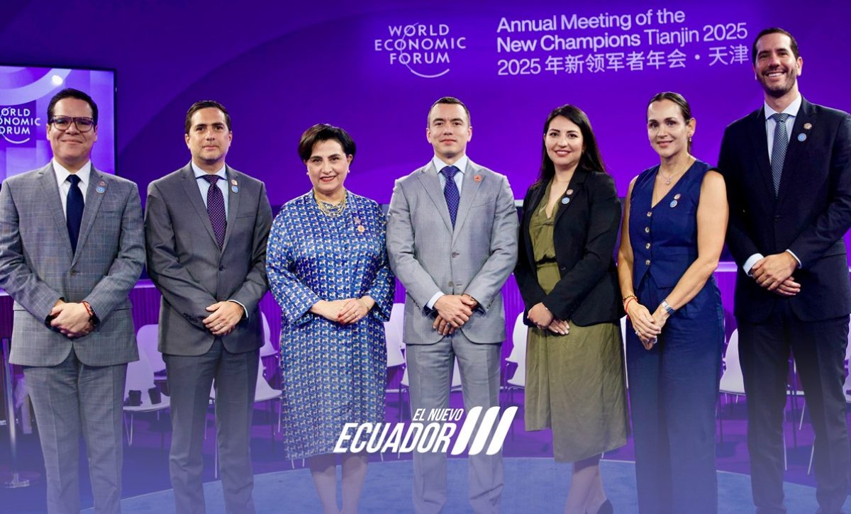 Ecuador y China fortalecen lazos en infraestructura y transporte