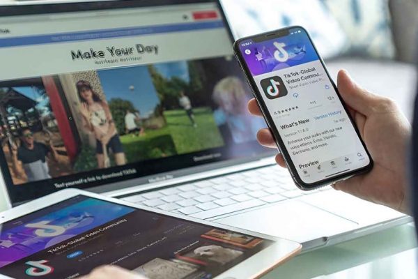 Ecuatorianos confían en TikTok para elegir productos, según estudios