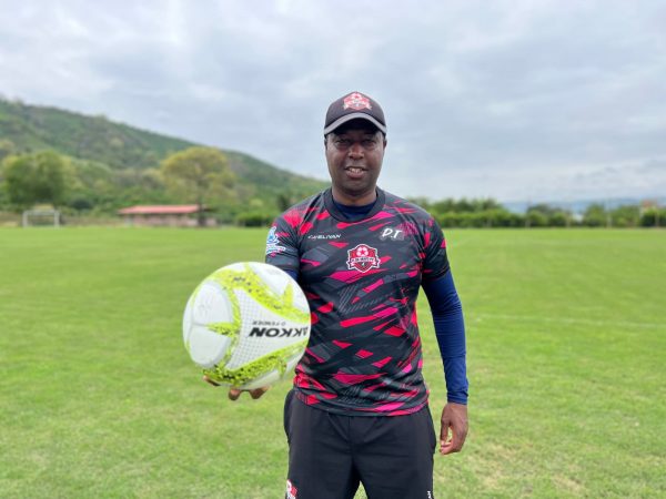 Édison Méndez, entrenador del Club 11 de Mayo, equipo que juega Segunda Categoría en Manabí