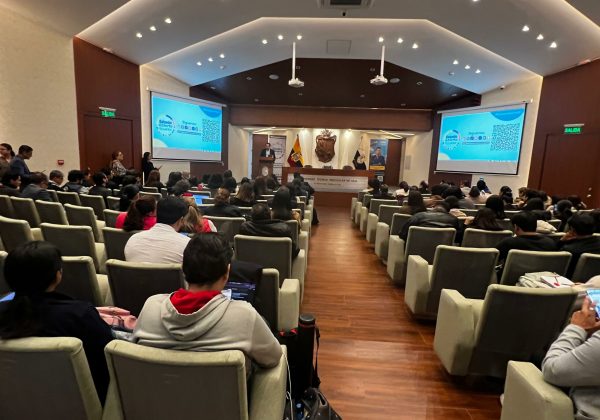 Educación Zonal 7 refuerza programas de orevención y acompañamiento estudiantil