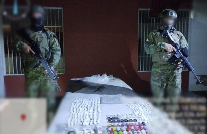 Ejército incauta teléfonos y droga en operativo dentro de la cárcel de Santo Domingo