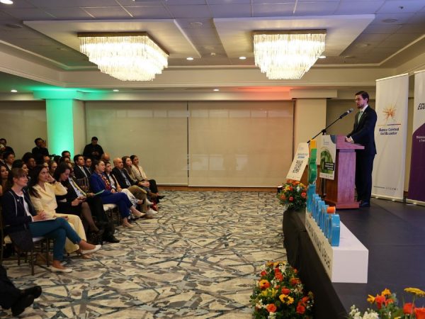 El Banco Central lanza la Cuenta Satélite de Bioeconomía del Ecuador, una herramienta estadística. (Banco Central).
